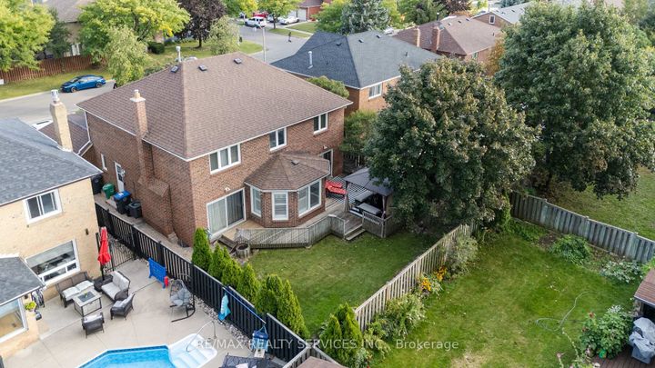 Photo 49 at 14 Nottingham Crescent, Westgate, Brampton