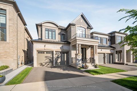 Photo 0 at 46 Boulton Trail, GO Glenorchy, Oakville