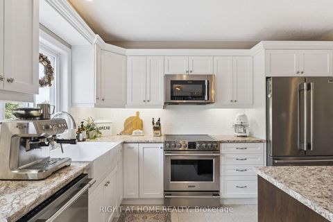 Photo 11 at 257 Quebec Street, Stayner, Clearview