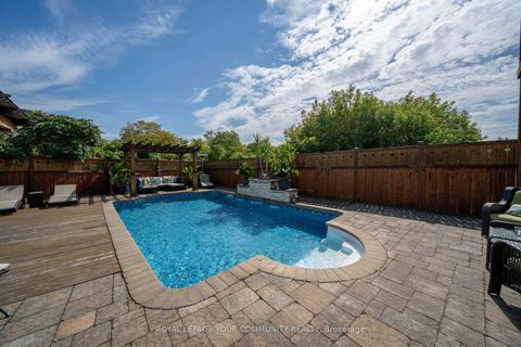 Photo 24 at 8065 Kipling Avenue, West Woodbridge, Vaughan