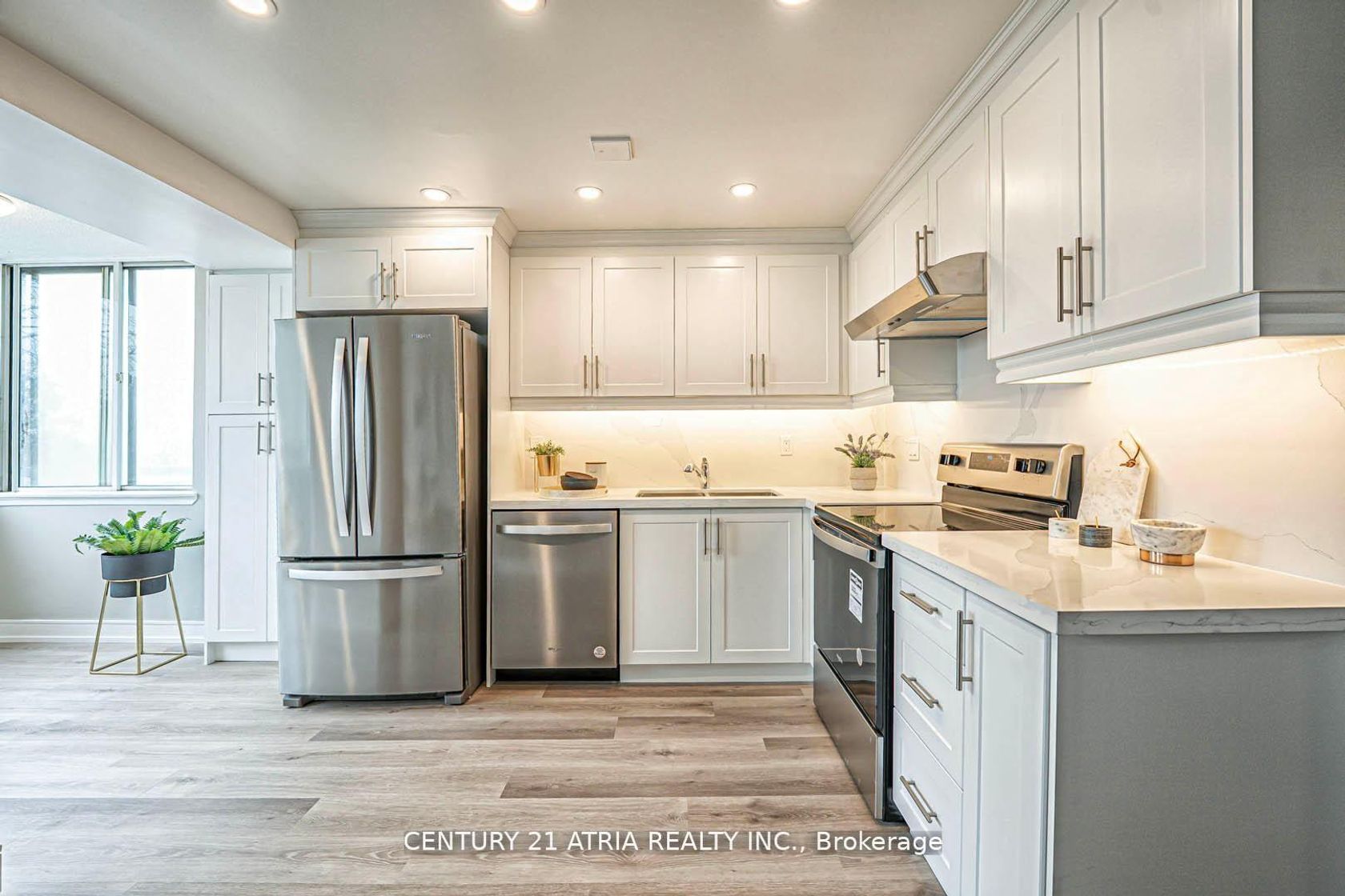 206 - 350 Webb Drive, City Centre, Mississauga 