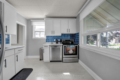 Photo 16 at 91 Lillington Avenue, Cliffside, Toronto