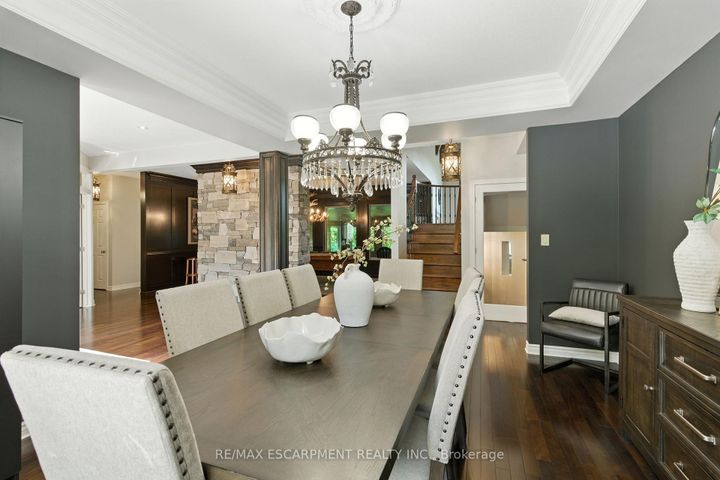 Photo 16 at 26 PARKSHORE Place, Rural Flamborough, Hamilton