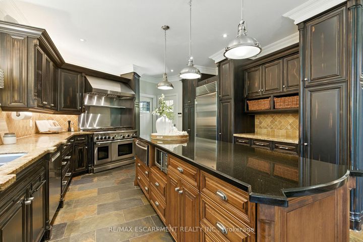 Photo 25 at 26 PARKSHORE Place, Rural Flamborough, Hamilton