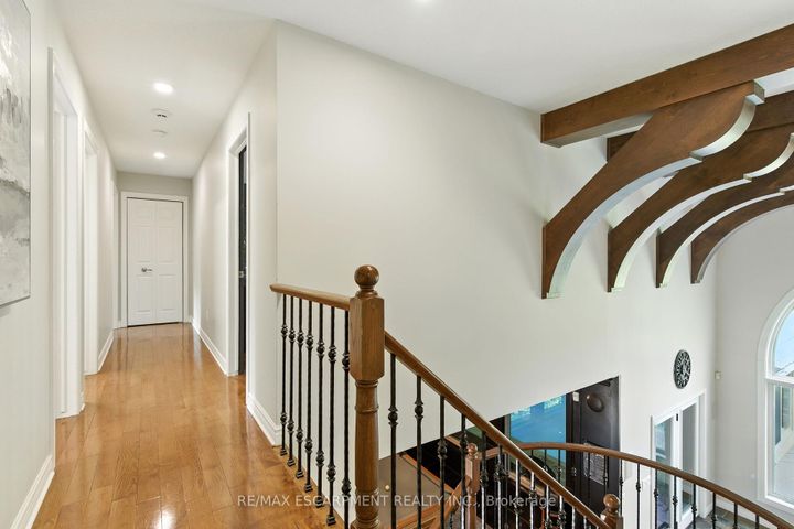Photo 26 at 26 PARKSHORE Place, Rural Flamborough, Hamilton