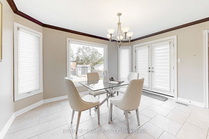 Photo 12 at 179 Strathearn Avenue, Bayview Hill, Richmond Hill