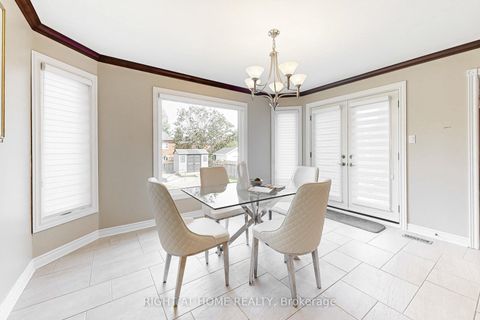 Photo 12 at 179 Strathearn Avenue, Bayview Hill, Richmond Hill