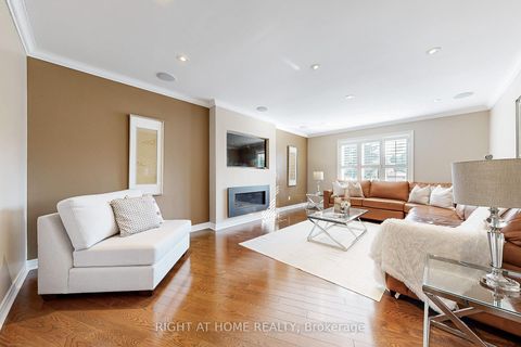 Photo 13 at 179 Strathearn Avenue, Bayview Hill, Richmond Hill