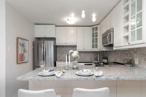 Photo 10 at 108 - 35 Raglan Avenue, Cedarvale, Toronto