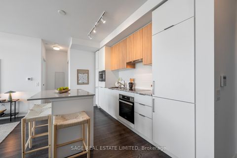 Photo 7 at 212 - 50 O'neill Road W, Don Mills, Toronto