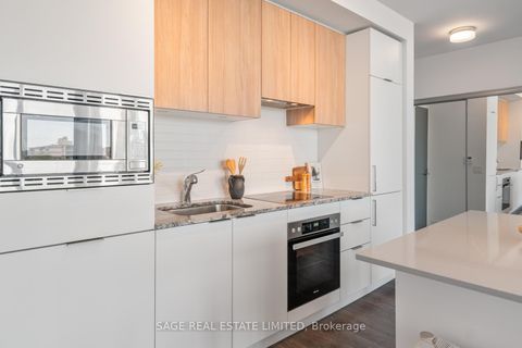 Photo 9 at 212 - 50 O'neill Road W, Don Mills, Toronto