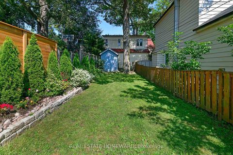 Photo 7 at 11 Elmer Avenue, The Beaches, Toronto