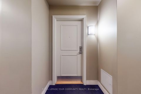 Photo 1 at 220 - 10211 Keele Street, Maple, Vaughan