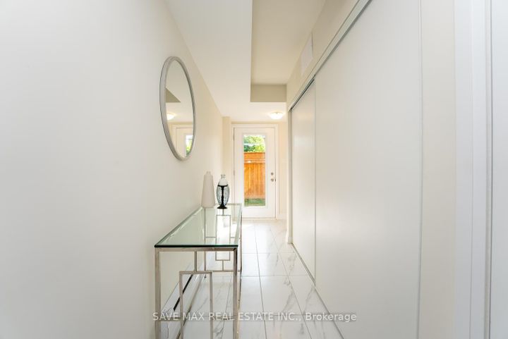 Photo 9 at 13 Kennisis Way, Maple, Vaughan