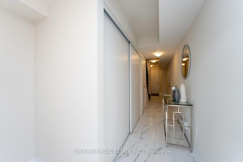 Photo 10 at 13 Kennisis Way, Maple, Vaughan