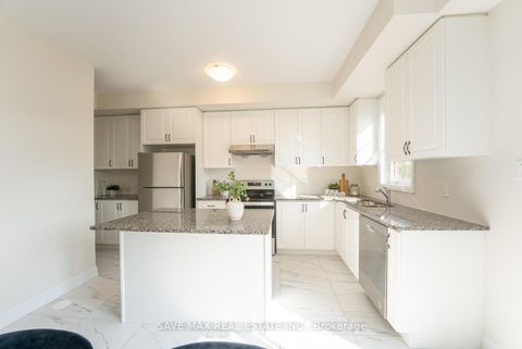 Photo 22 at 13 Kennisis Way, Maple, Vaughan