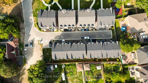 Photo 45 at 13 Kennisis Way, Maple, Vaughan