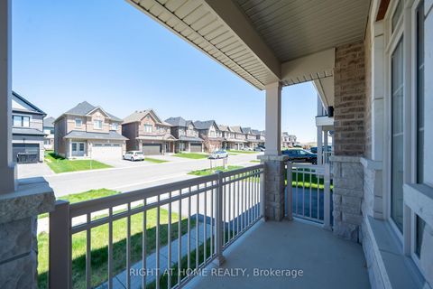 Photo 6 at 42 CopperHill HTS Drive E, Rural Barrie Southeast, Barrie