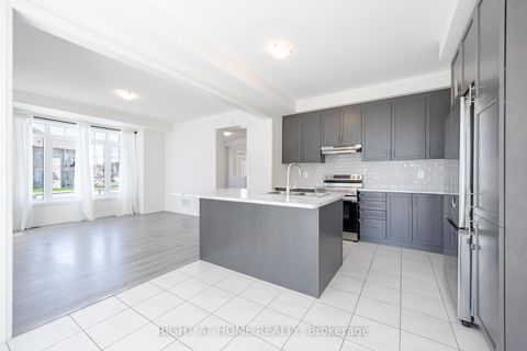 Photo 15 at 42 CopperHill HTS Drive E, Rural Barrie Southeast, Barrie