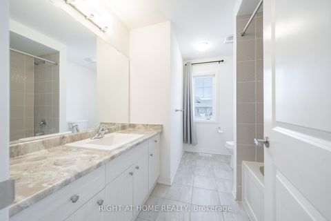 Photo 35 at 42 CopperHill HTS Drive E, Rural Barrie Southeast, Barrie