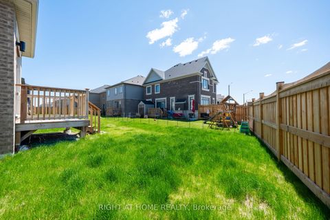 Photo 45 at 42 CopperHill HTS Drive E, Rural Barrie Southeast, Barrie
