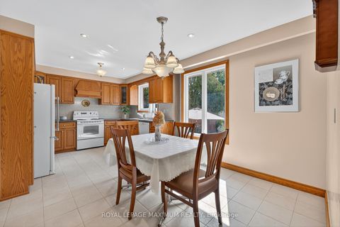 Photo 13 at 39 Katie Court, Maple Leaf, Toronto