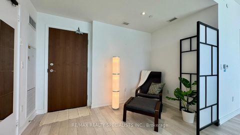 Photo 4 at 2307 - 117 Mcmahon Drive, Bayview Village, Toronto