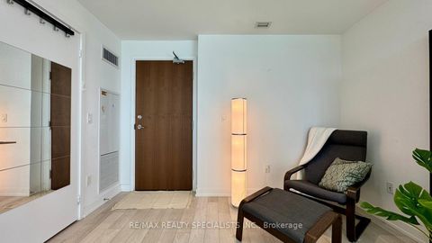 Photo 5 at 2307 - 117 Mcmahon Drive, Bayview Village, Toronto Photo 5 at 2307 - 117 Mcmahon Drive, Bayview Village, Toronto