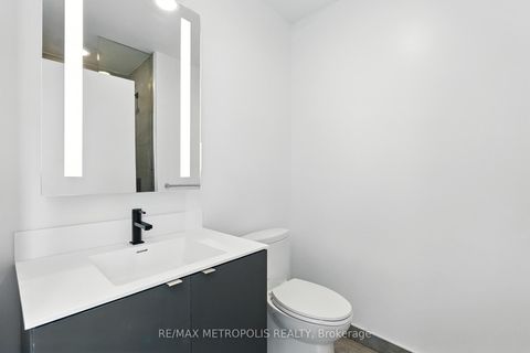 Photo 16 at 815 - 500 Dupont Street, Annex, Toronto