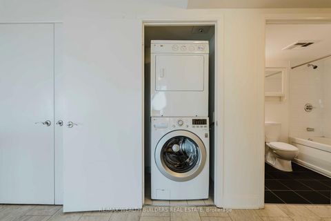 Photo 17 at 2702 - 2181 Yonge Street, Mount Pleasant West, Toronto