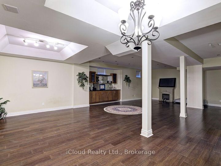 Photo 28 at 3 Vissini Way, Bram East, Brampton