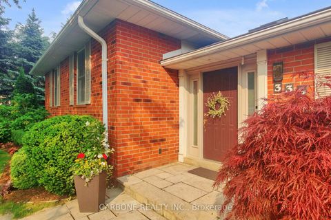 Photo 7 at 335 Forde Crescent, King City, King