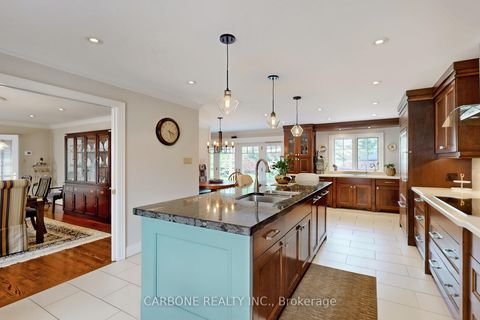 Photo 13 at 335 Forde Crescent, King City, King