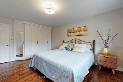 Photo 25 at 335 Forde Crescent, King City, King