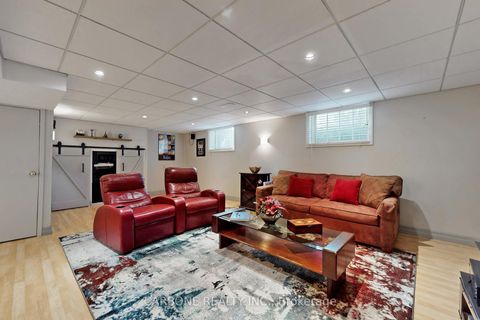 Photo 32 at 335 Forde Crescent, King City, King