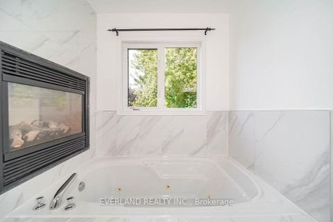 Photo 24 at 618 Foxcroft Boulevard, Wyndham, Newmarket