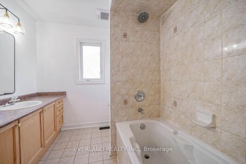 Photo 30 at 618 Foxcroft Boulevard, Wyndham, Newmarket