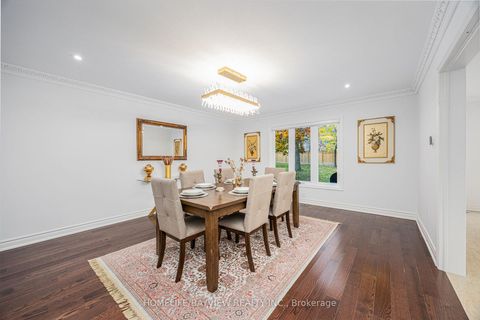 Photo 16 at 11 Wendover Court, Bayview Hill, Richmond Hill Photo 16 at 11 Wendover Court, Bayview Hill, Richmond Hill