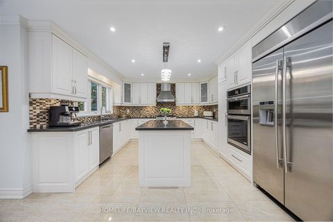 Photo 18 at 11 Wendover Court, Bayview Hill, Richmond Hill Photo 18 at 11 Wendover Court, Bayview Hill, Richmond Hill