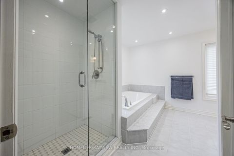 Photo 25 at 11 Wendover Court, Bayview Hill, Richmond Hill Photo 25 at 11 Wendover Court, Bayview Hill, Richmond Hill