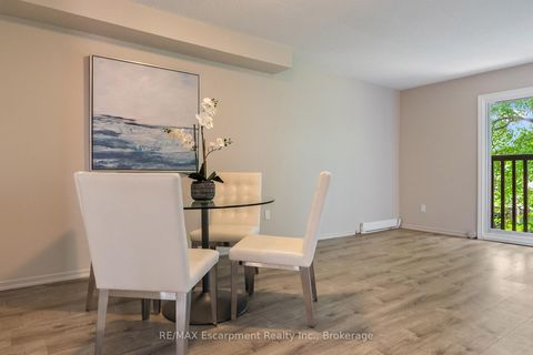 Photo 19 at 13 Normandy Place, CO Central, Oakville