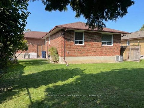 Photo 4 at 55 Sun Row Drive, The Westway, Toronto