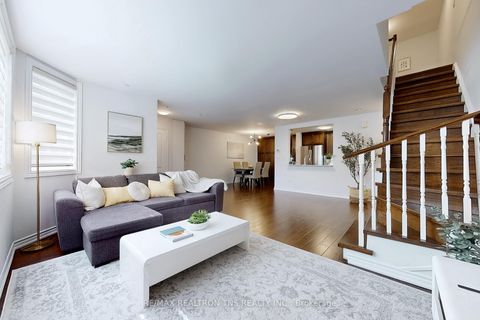 Photo 4 at C11 - 108 Finch Avenue W, Newtonbrook West, Toronto