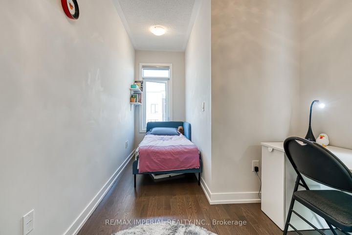 Photo 31 at 173 Salterton Circle, Rural Vaughan, Vaughan