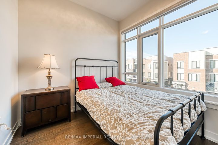 Photo 34 at 173 Salterton Circle, Rural Vaughan, Vaughan