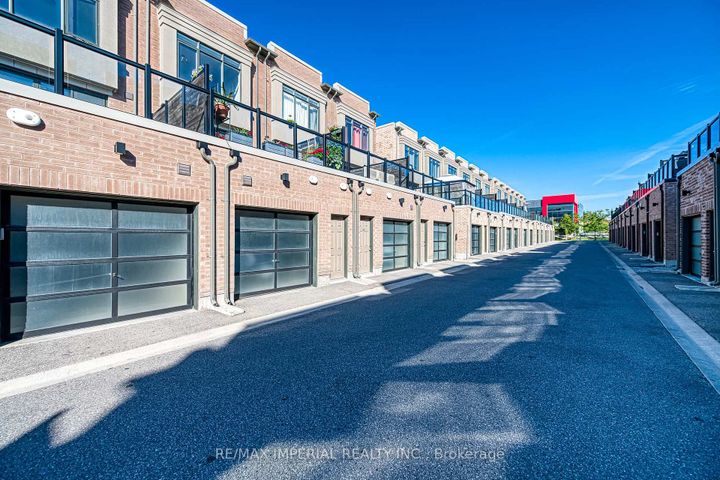 Photo 39 at 173 Salterton Circle, Rural Vaughan, Vaughan
