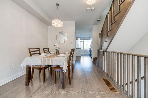 Photo 7 at 173 Salterton Circle, Rural Vaughan, Vaughan