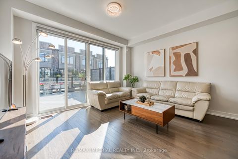 Photo 11 at 173 Salterton Circle, Rural Vaughan, Vaughan