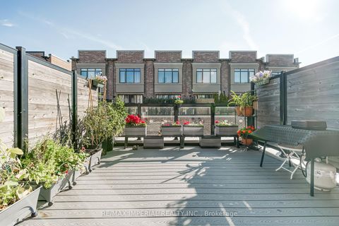 Photo 16 at 173 Salterton Circle, Rural Vaughan, Vaughan