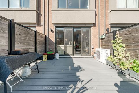 Photo 19 at 173 Salterton Circle, Rural Vaughan, Vaughan